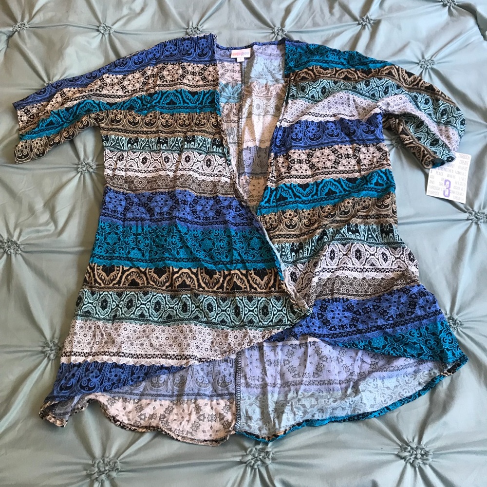 NWT Size 3 lularoe Bianca.